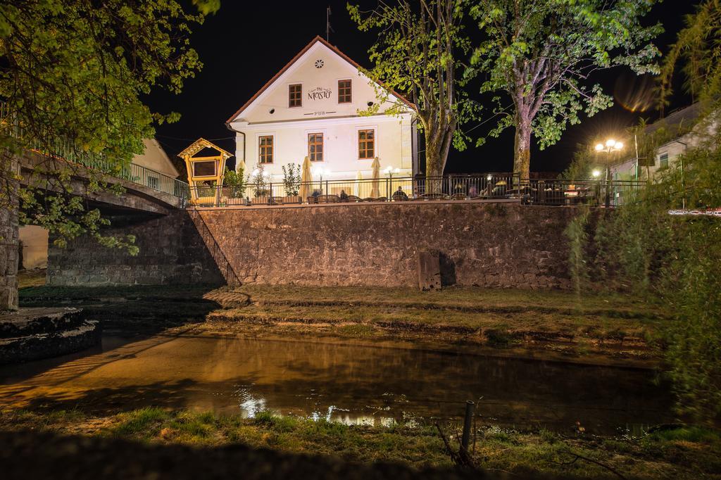 Hotel Pri Mostu Dolenjske Toplice Exterior foto